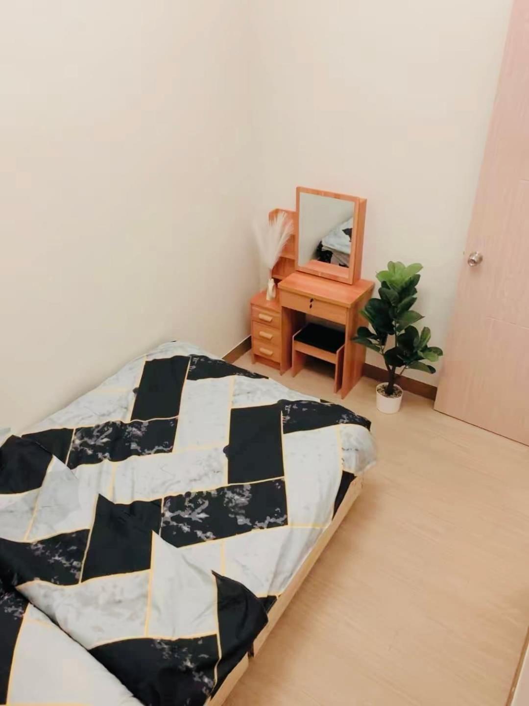 2 Bedroom Trees Residences Netflix Games Karaoke Apartment