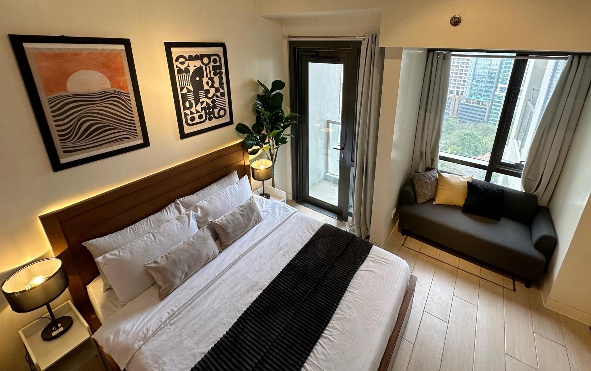 Greenbelt With Wifi, Pool And Gym Apartment