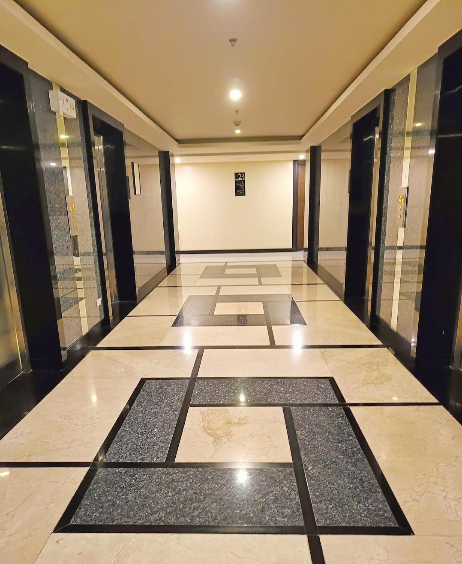 Greenbelt With Wifi, Pool And Gym Apartment *