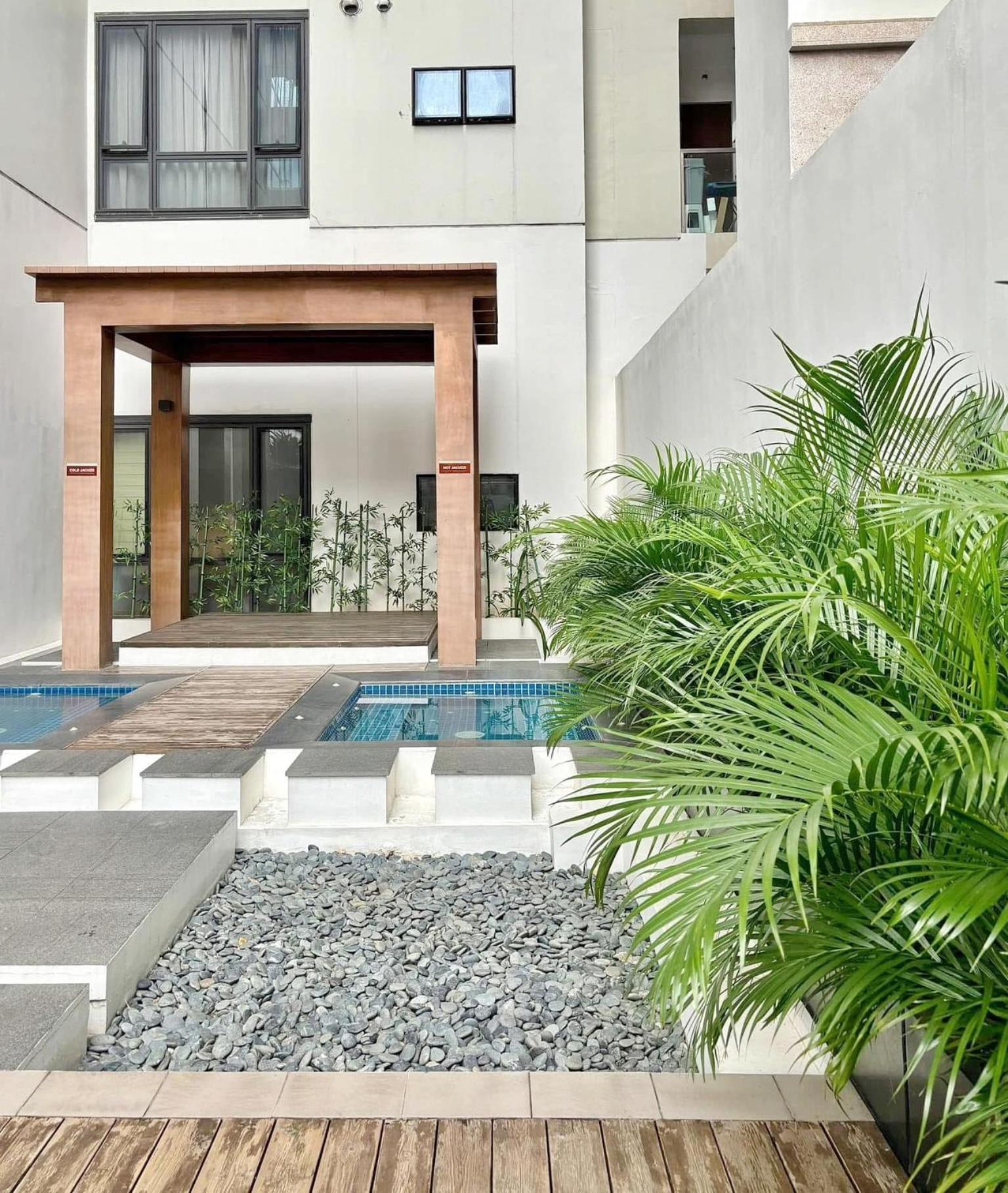 Greenbelt With Wifi, Pool And Gym