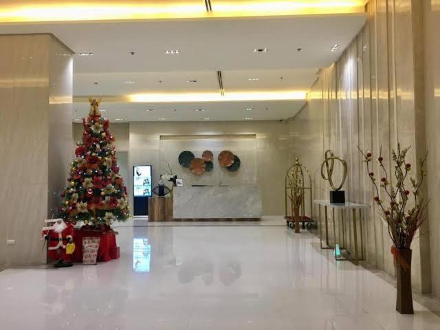 Hotel Queens Condotel At 101newport Across Naia T3 Manila