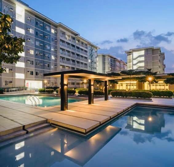 2 Bedroom Trees Residences Netflix Games Karaoke Apartment Manila