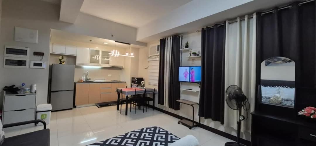 Queens Condotel At 101newport Across Naia T3 Hotel *