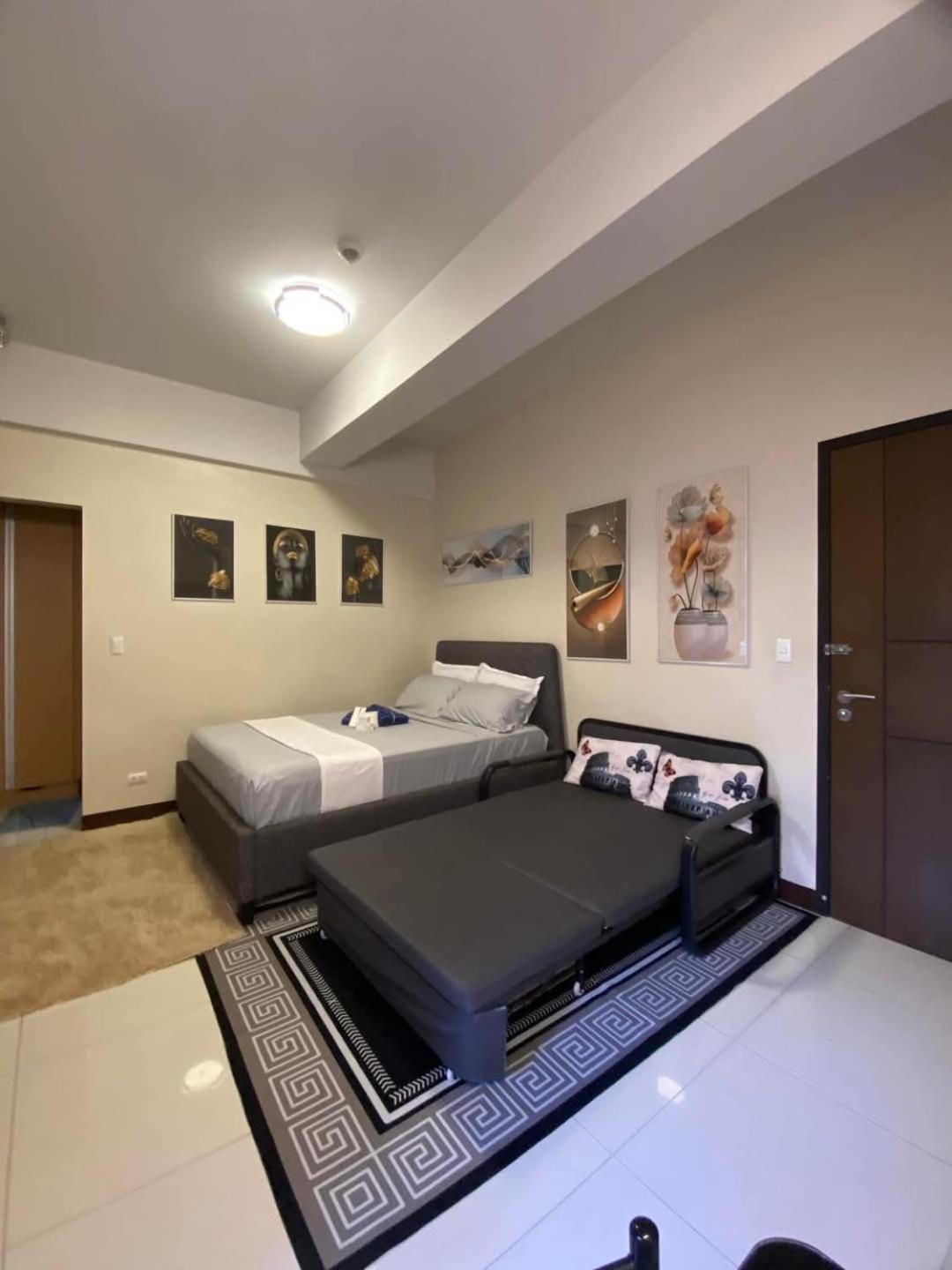 Queens Condotel At 101newport Across Naia T3 Hotel Manila