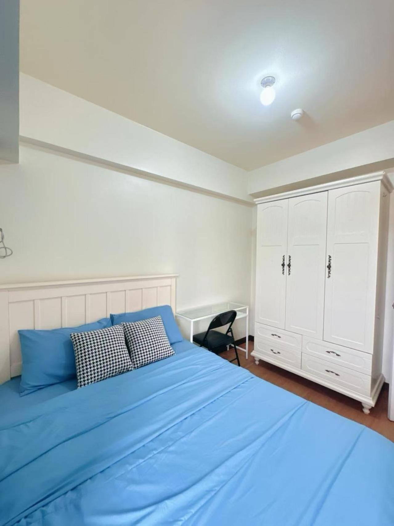 Brixton Place 2815 Weston Tower 5* Manila
