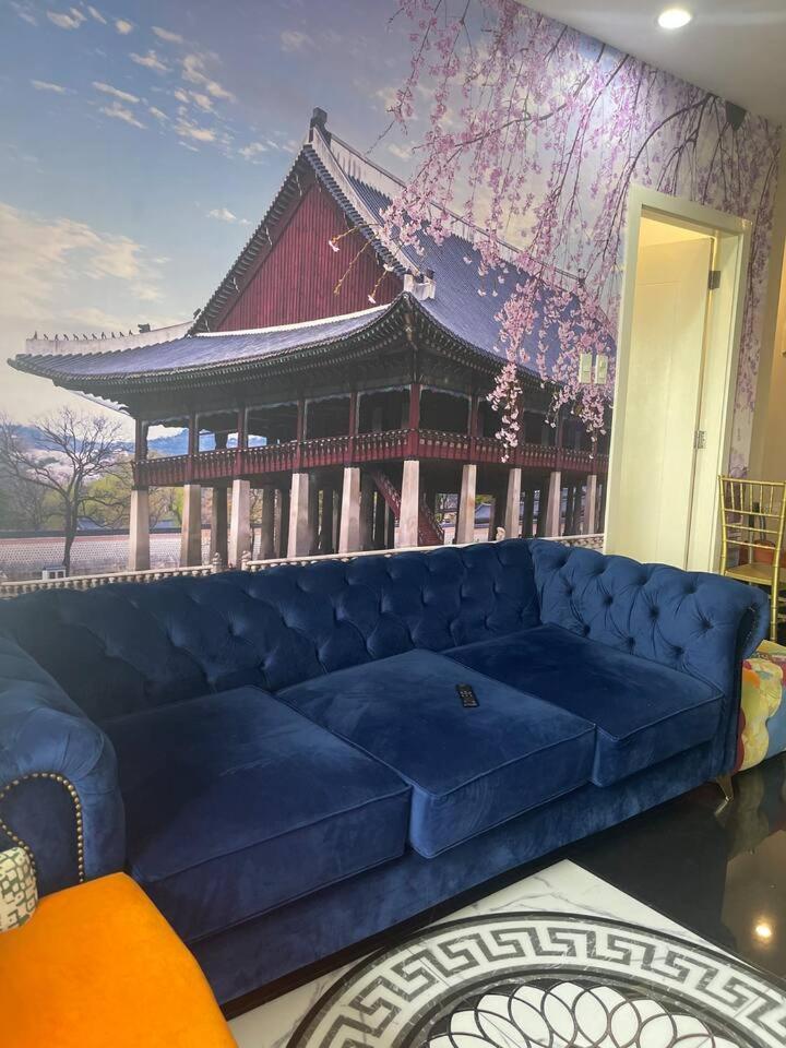 In Makati Apartment *