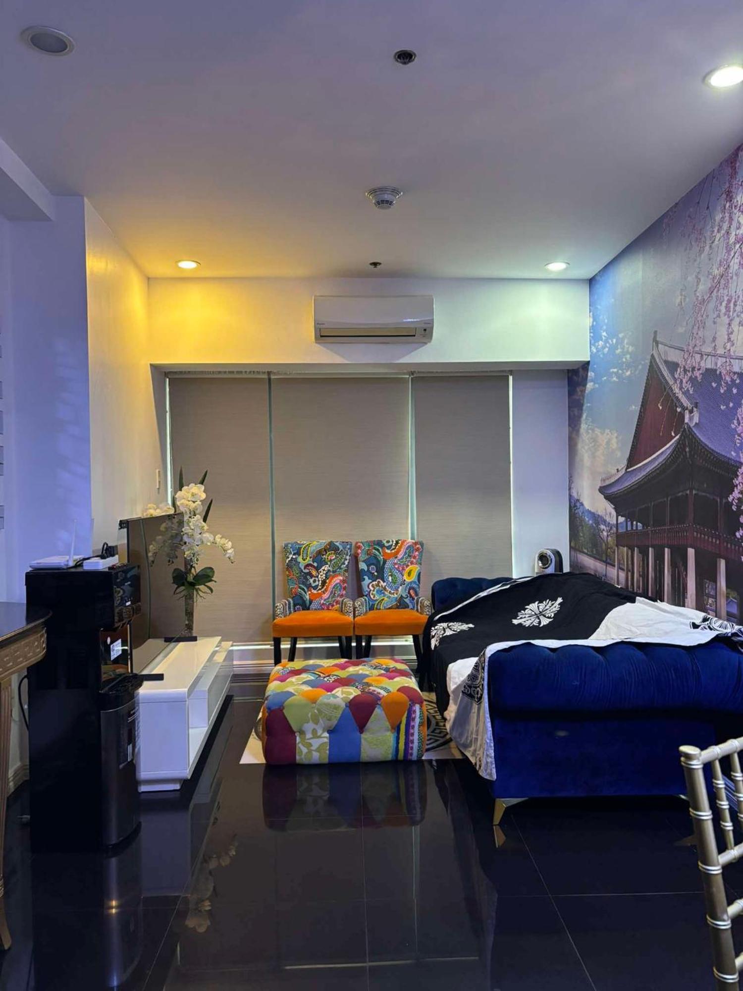In Makati Apartment *