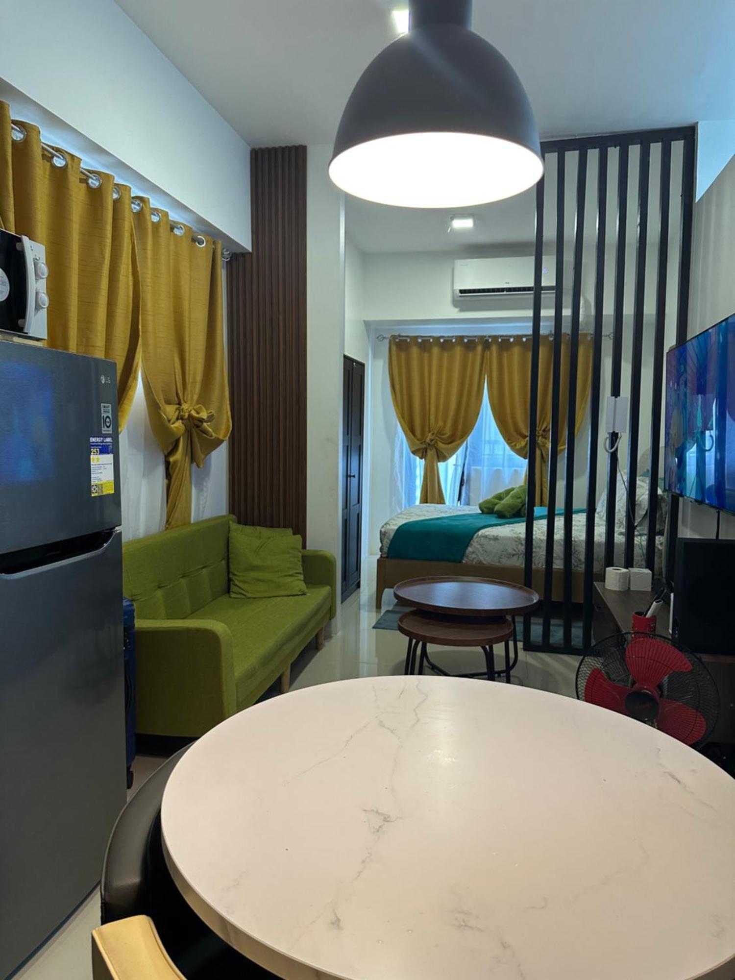 Cozy 2br Unit In Fame Residences, Mandaluyong *