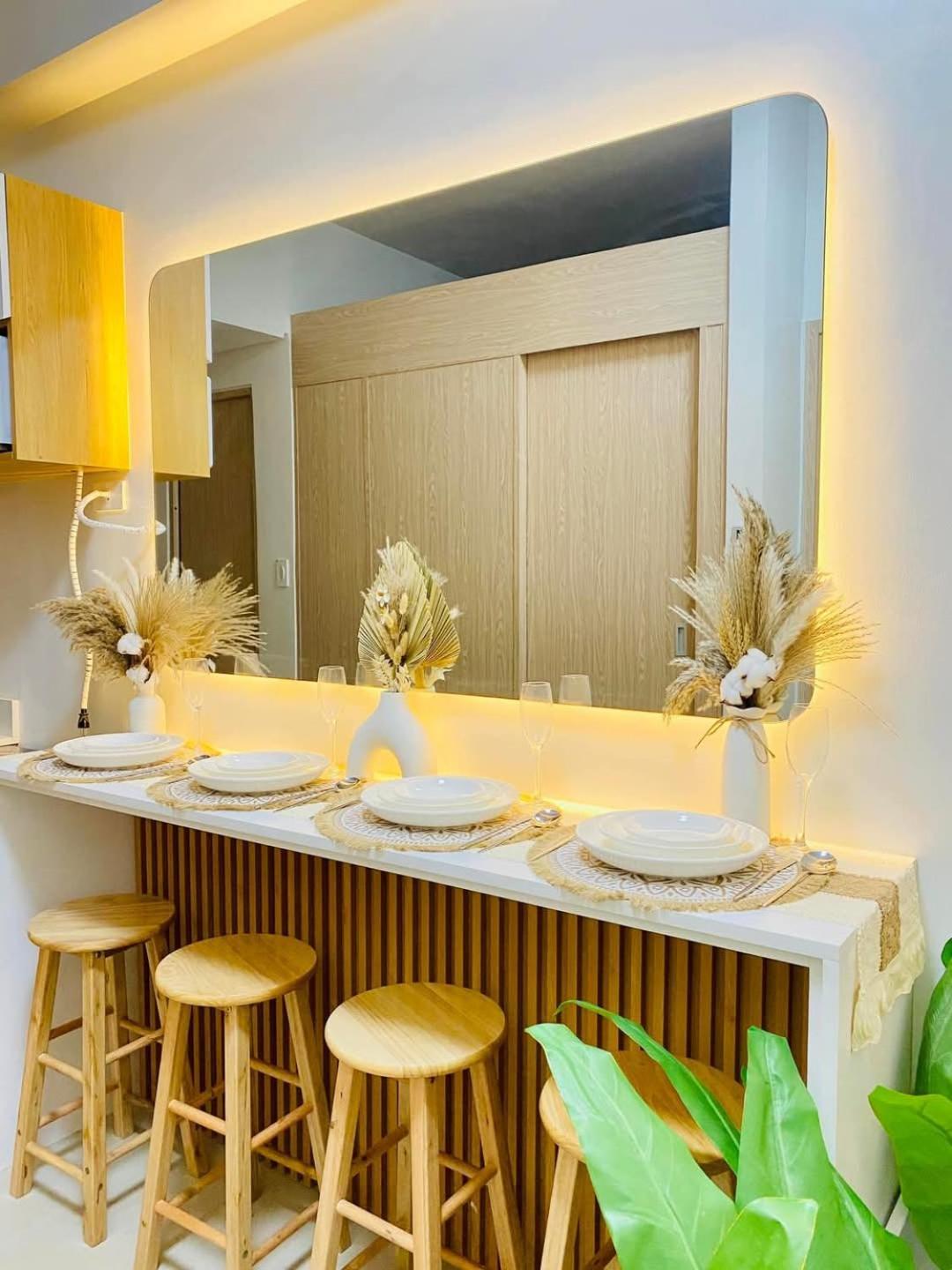 Staycation By Mailine 5* Muntinlupa City