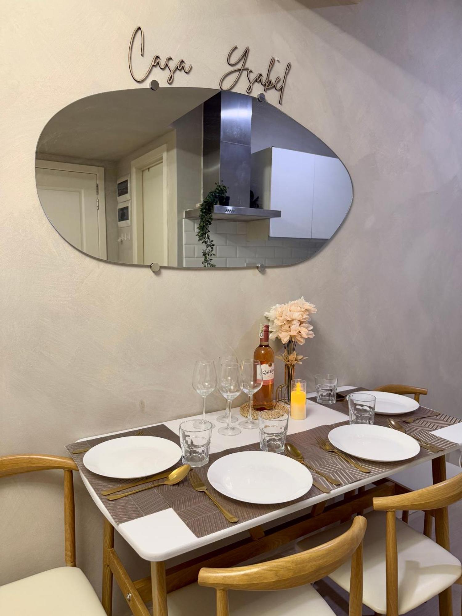Aparthotel 2br - Azure Staycation Paranaque