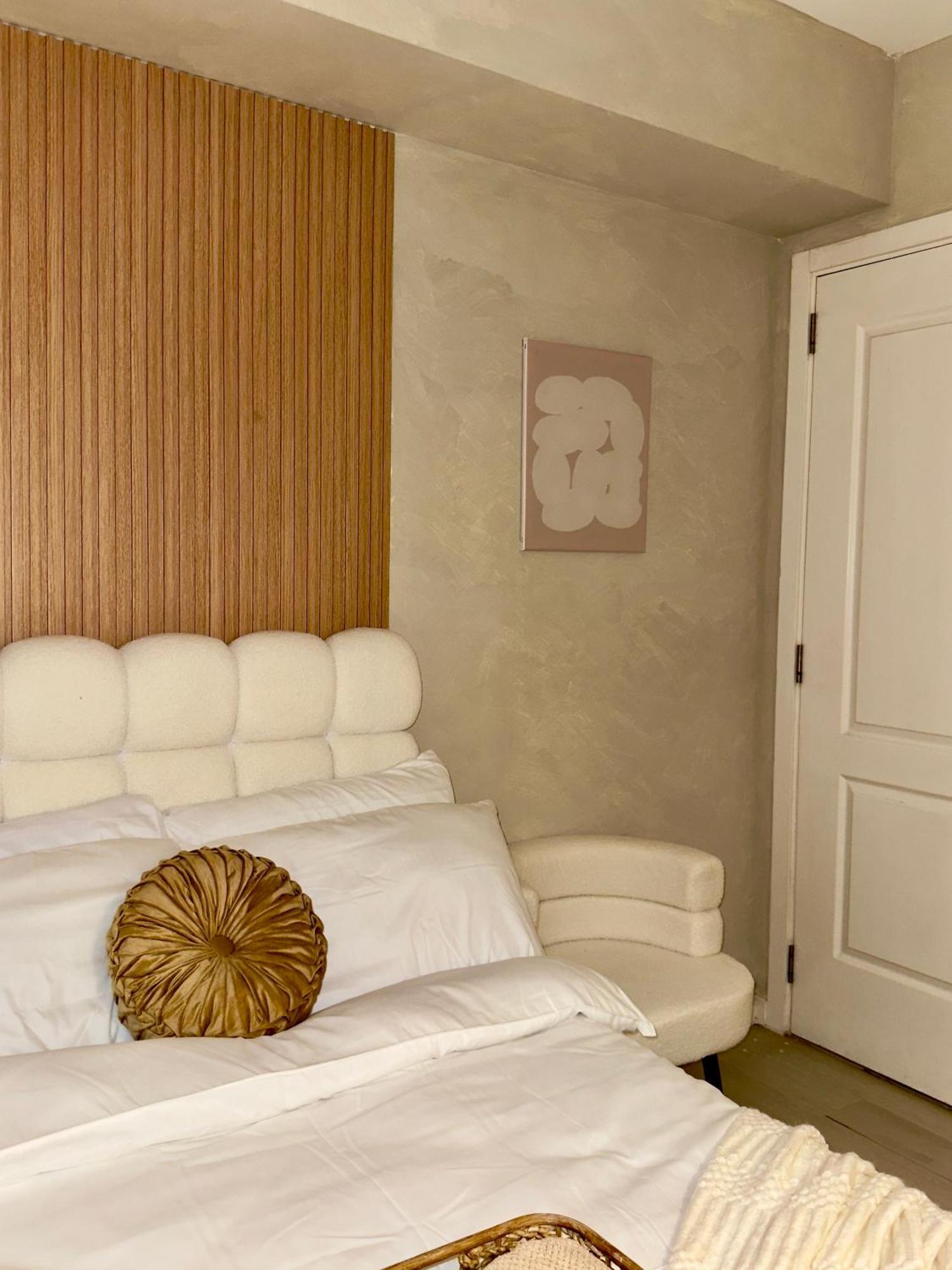 Aparthotel 2br - Azure Staycation Paranaque Paranaque City