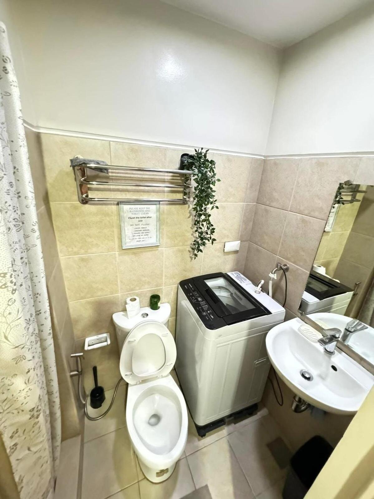 Staycation At Field Residences Near Airport Apartment