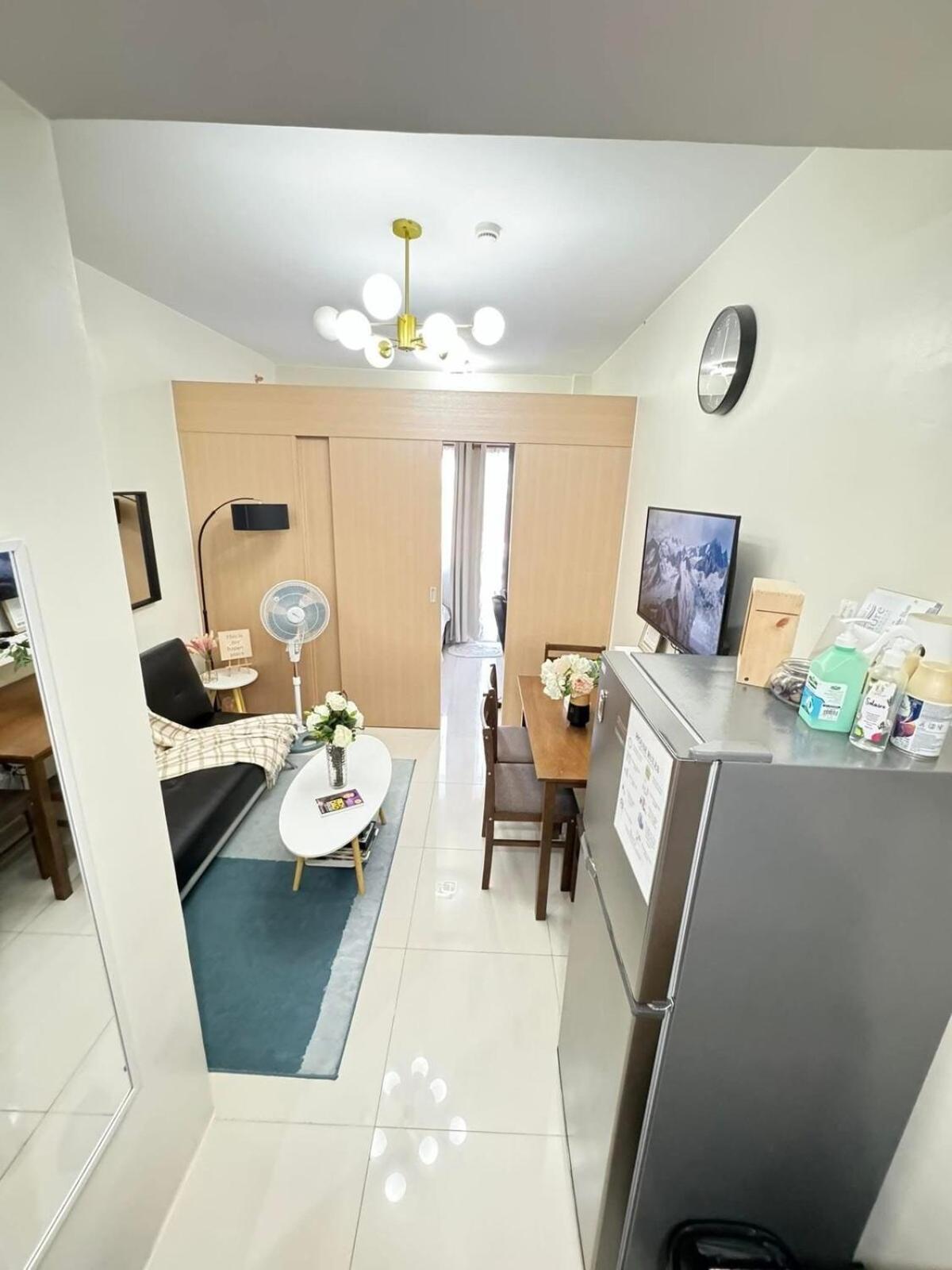 Apartment Staycation At Field Residences Near Airport