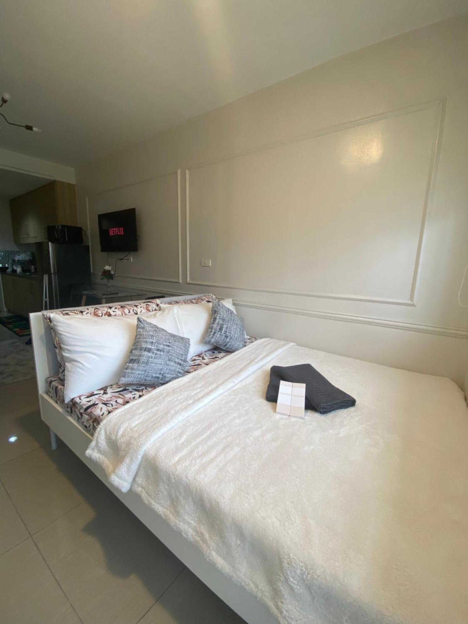Hostel Shore Residences 1 -city Spark Staycation