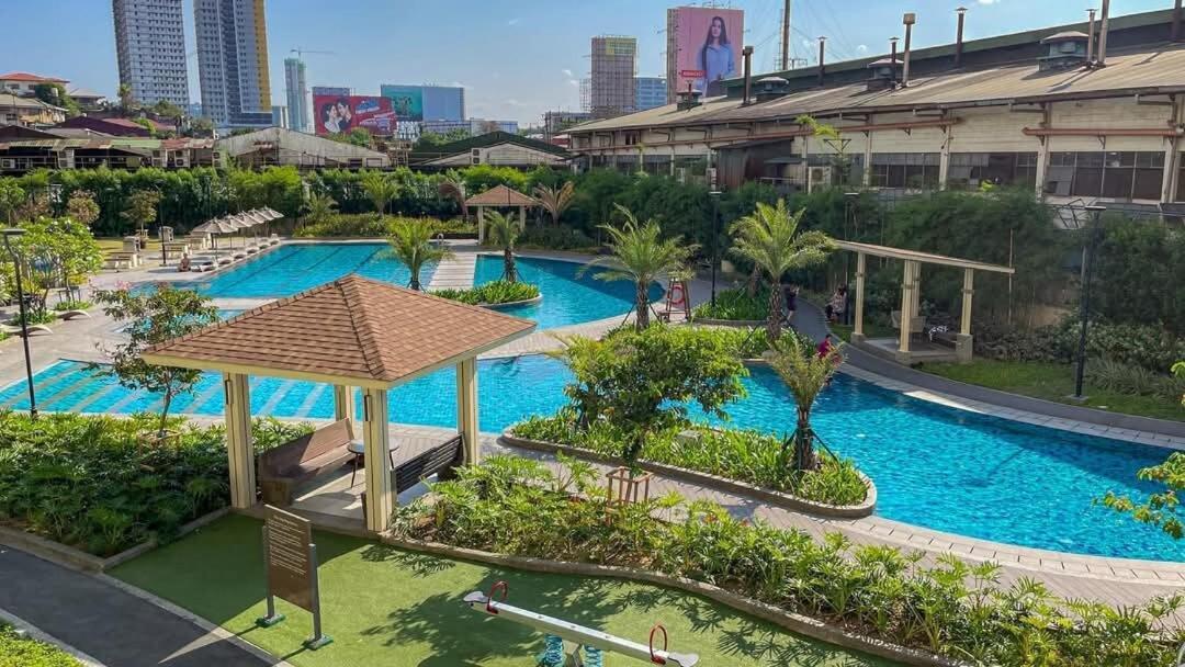 Elegant And Cozy 1br In Prisma Near Bgc Free Parking