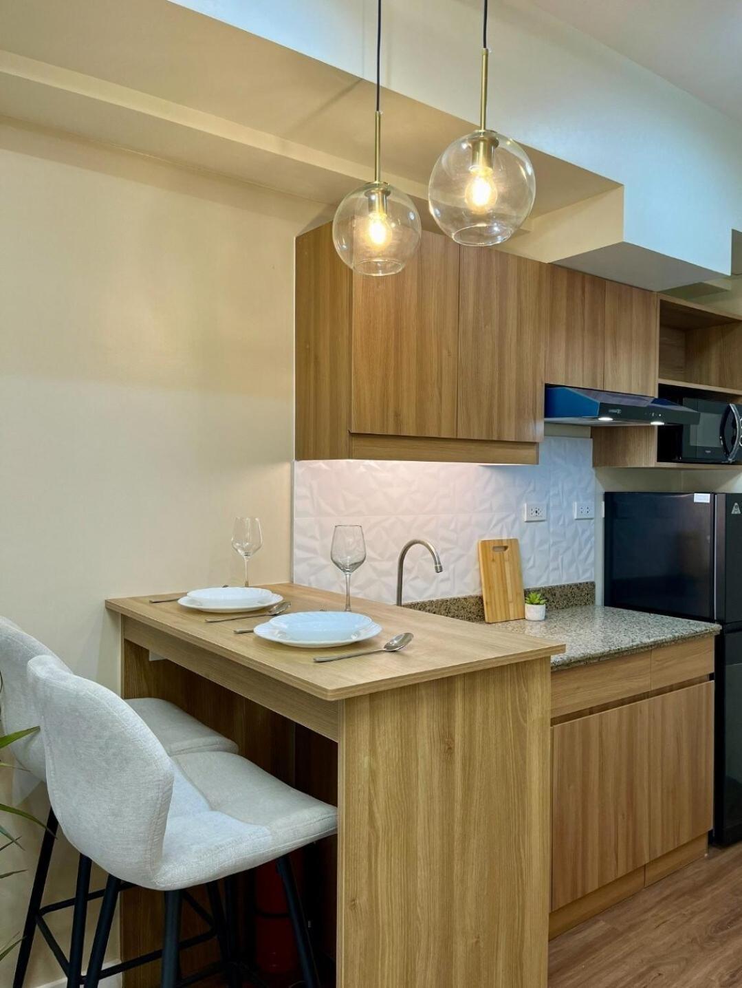 Elegant And Cozy 1br In Prisma Near Bgc Free Parking Apartment Manila