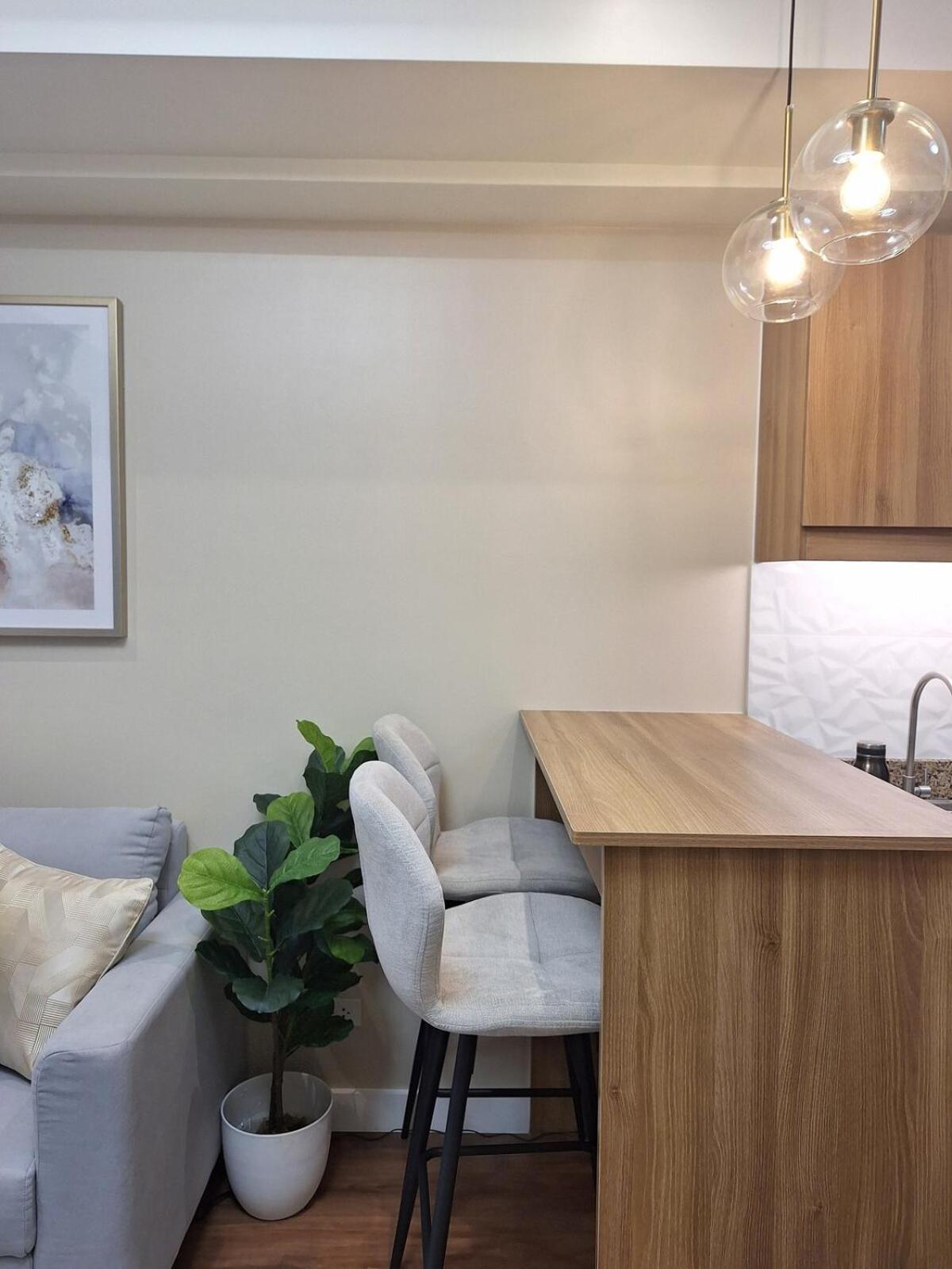 Apartment Elegant And Cozy 1br In Prisma Near Bgc Free Parking *