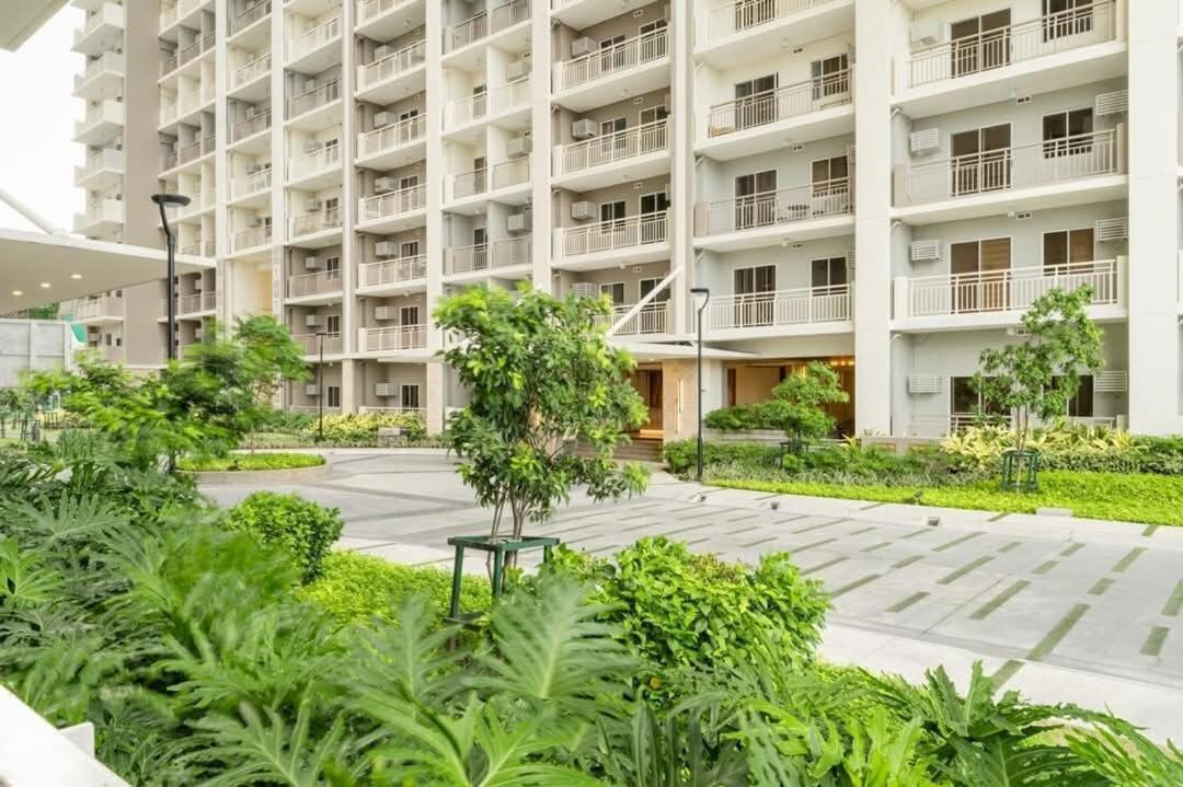 Elegant And Cozy 1br In Prisma Near Bgc Free Parking Manila
