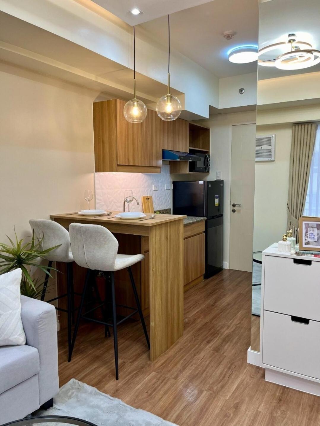 Apartment Elegant And Cozy 1br In Prisma Near Bgc Free Parking