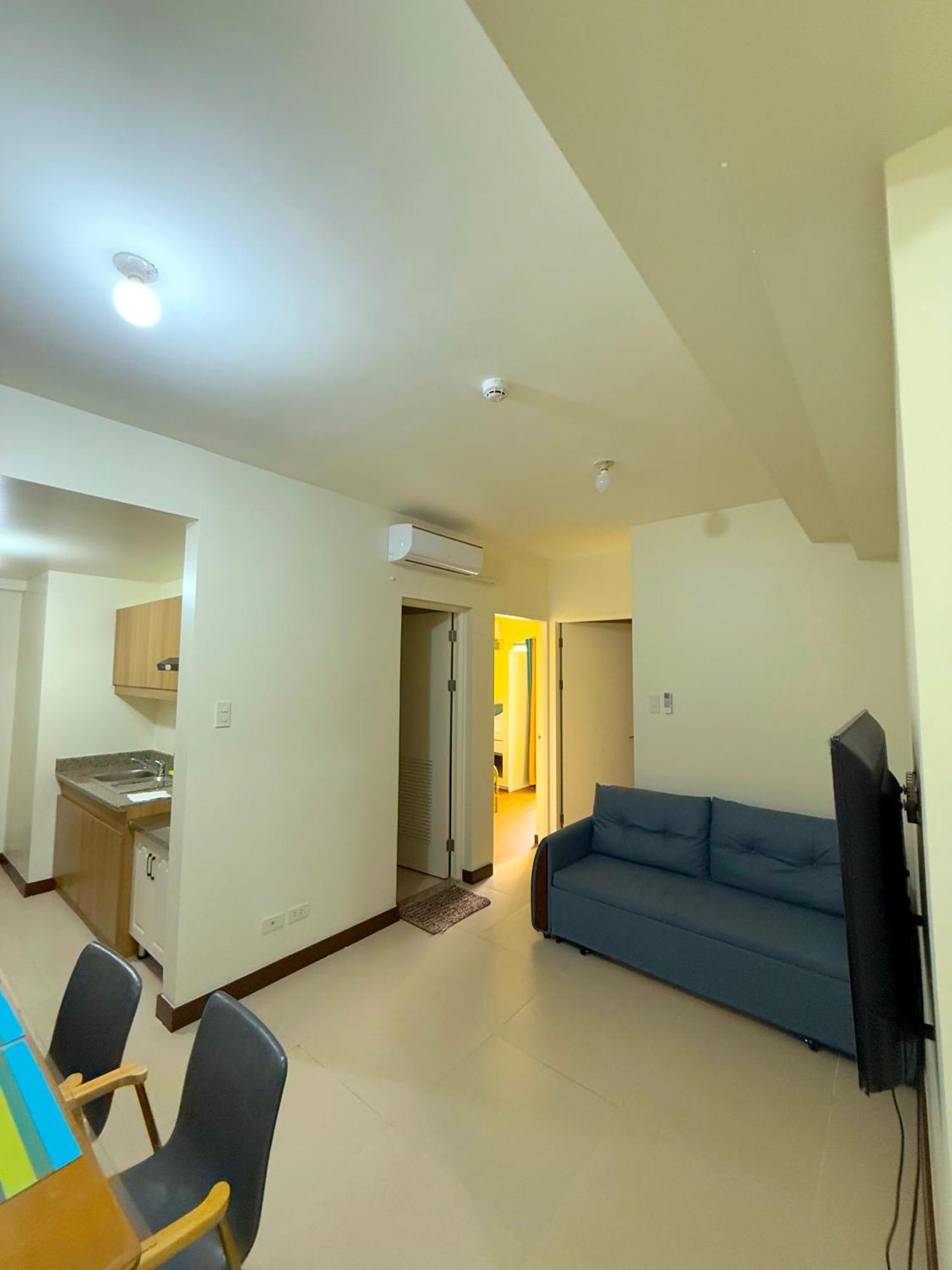 Vincondotel Near Bgc 2br Fairlane Manila