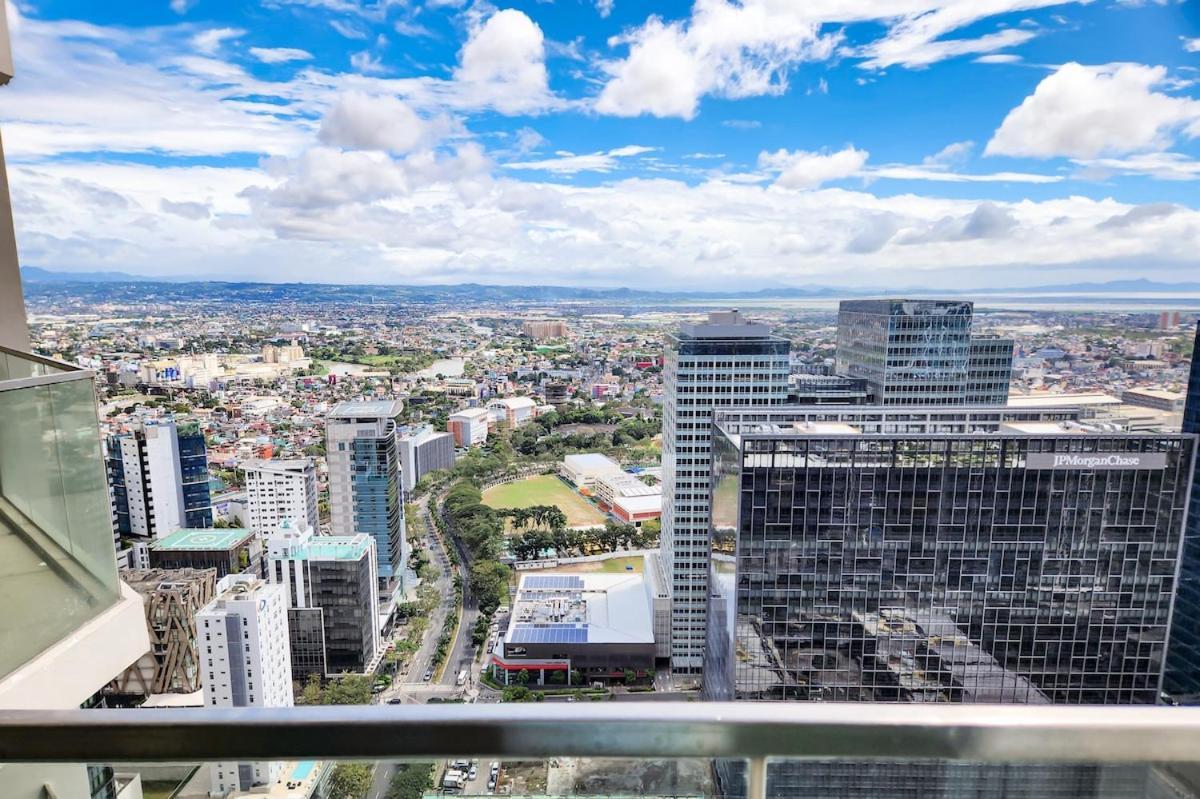 Travellers Haven 3br Bgc, Bathtub, Xbox, 200mbps Apartment *