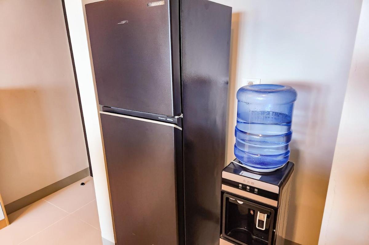 Travellers Haven 3br Bgc, Bathtub, Xbox, 200mbps Manila