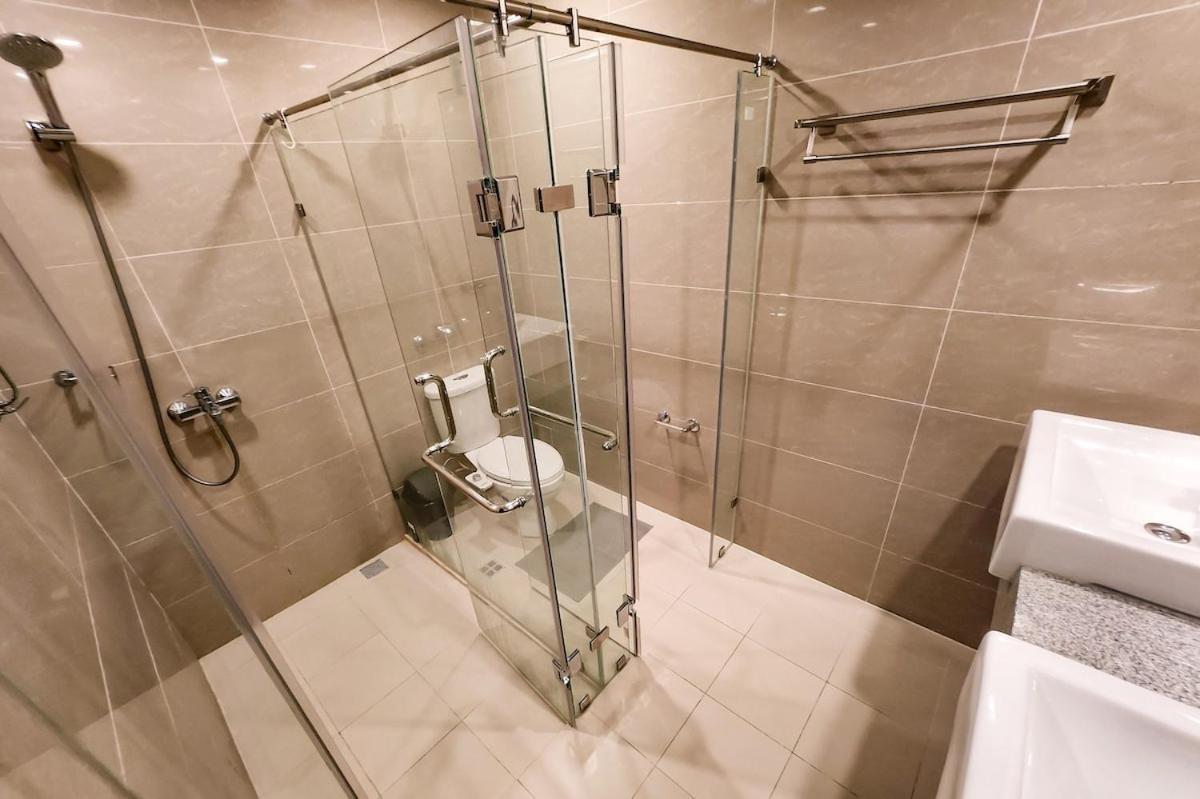 Apartment Travellers Haven 3br Bgc, Bathtub, Xbox, 200mbps *