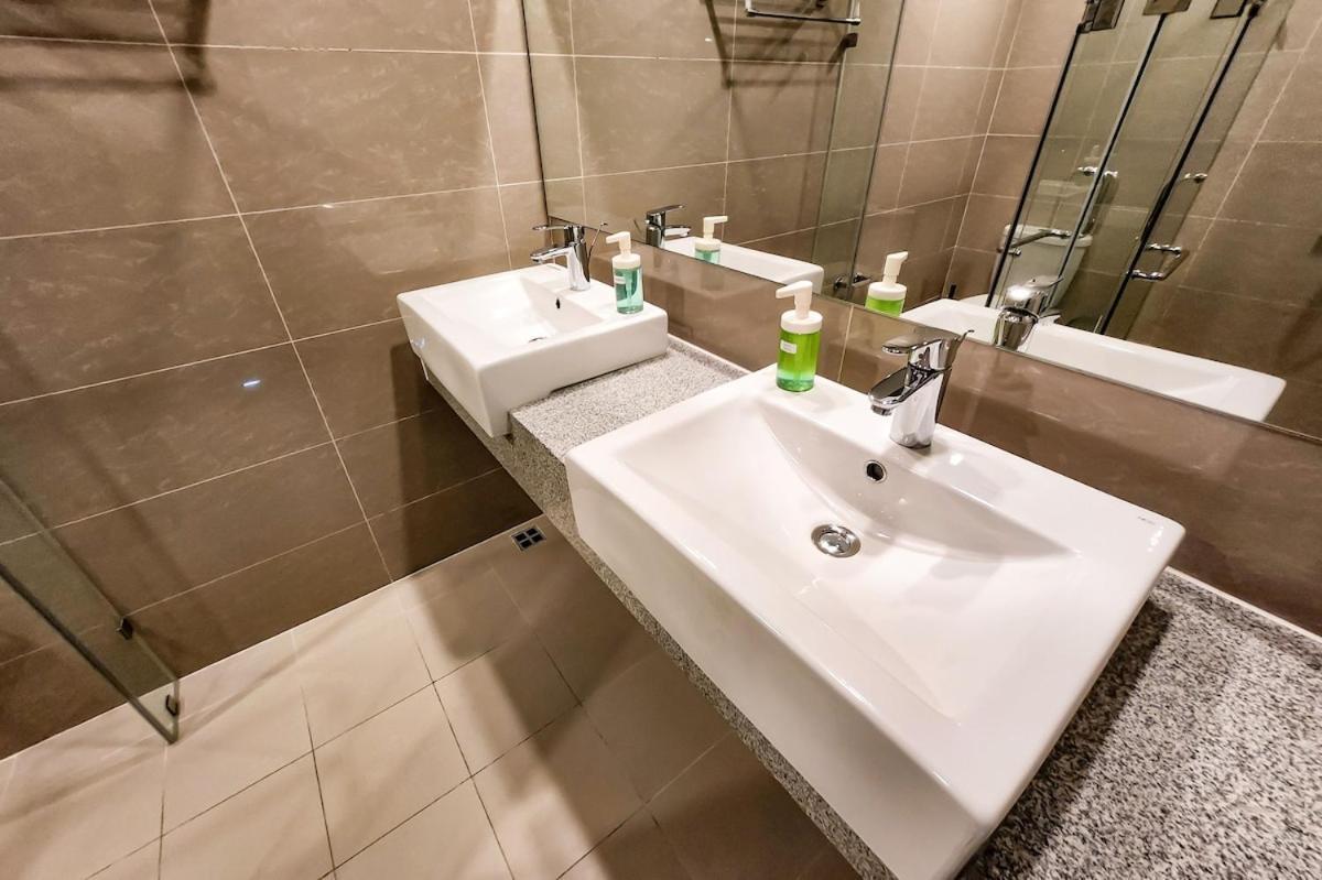 Apartment Travellers Haven 3br Bgc, Bathtub, Xbox, 200mbps *