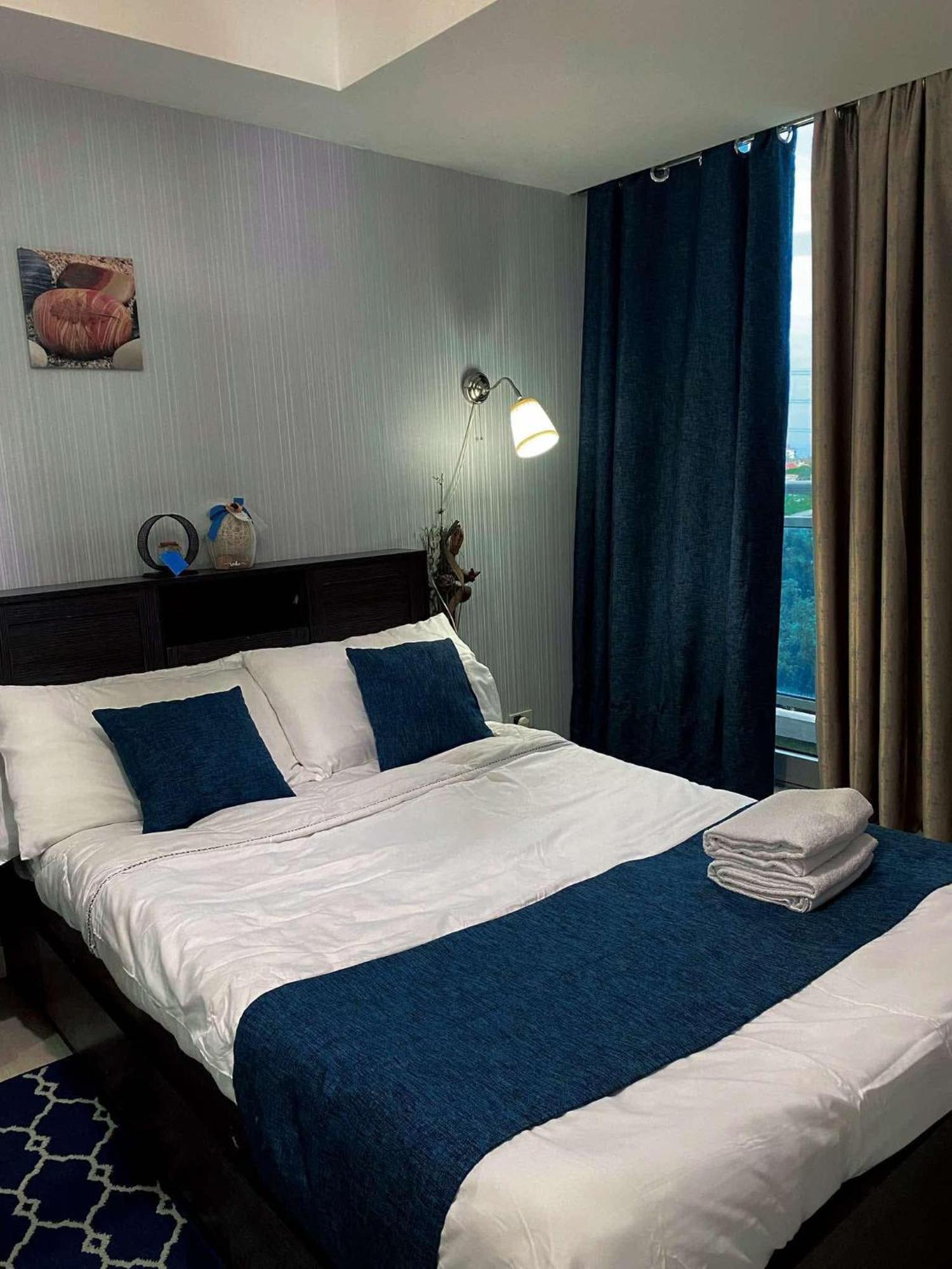 Yumi Azure Staycation Apartment *