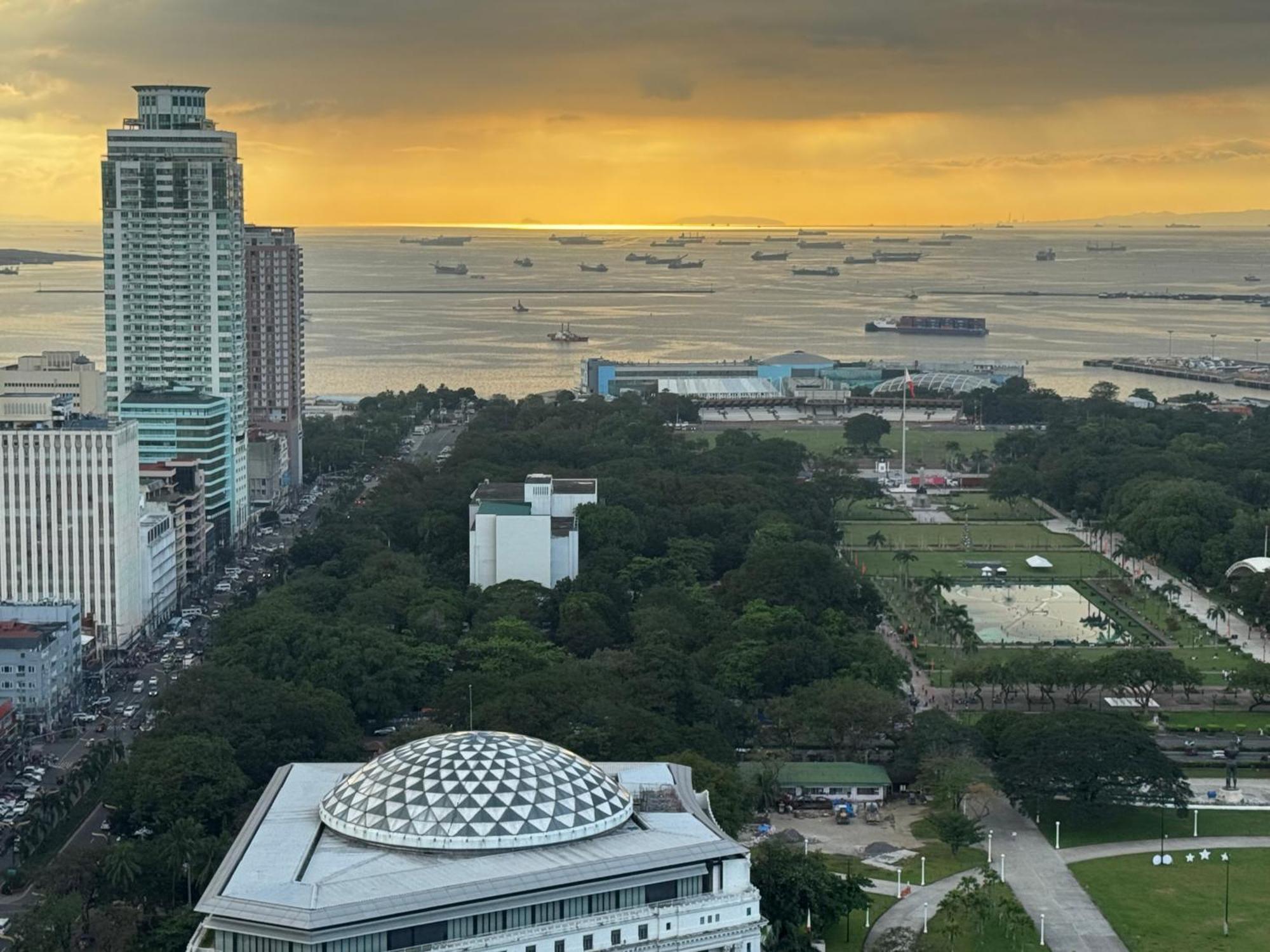 The Luneta At Torre De Aparthotel Manila