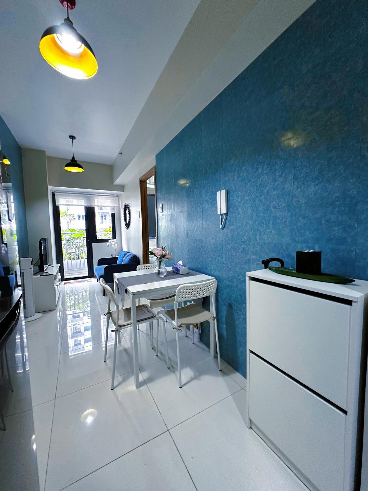 Moa Shore 3 Tower 3 Staycation Aparthotel Pasay