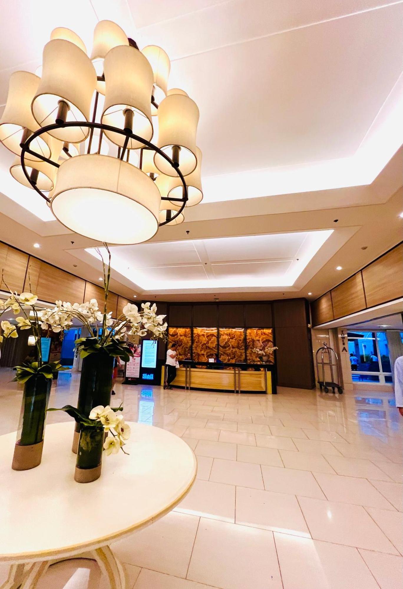 Aparthotel Shell Residences Moa - Paul Manila