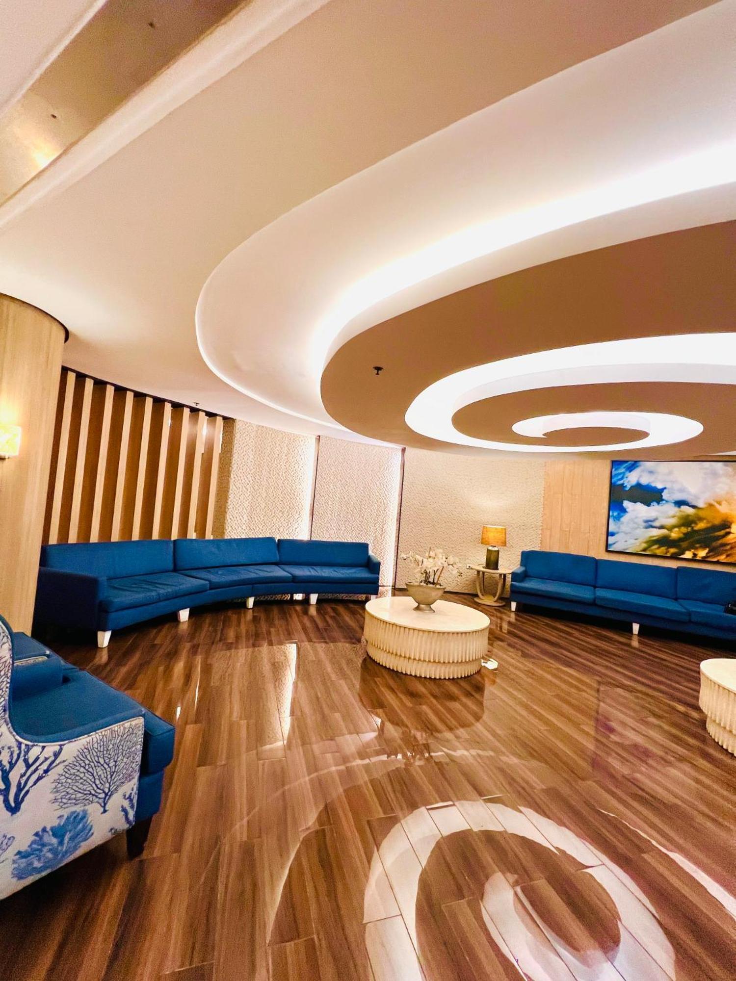 Aparthotel Shell Residences Moa - Paul
