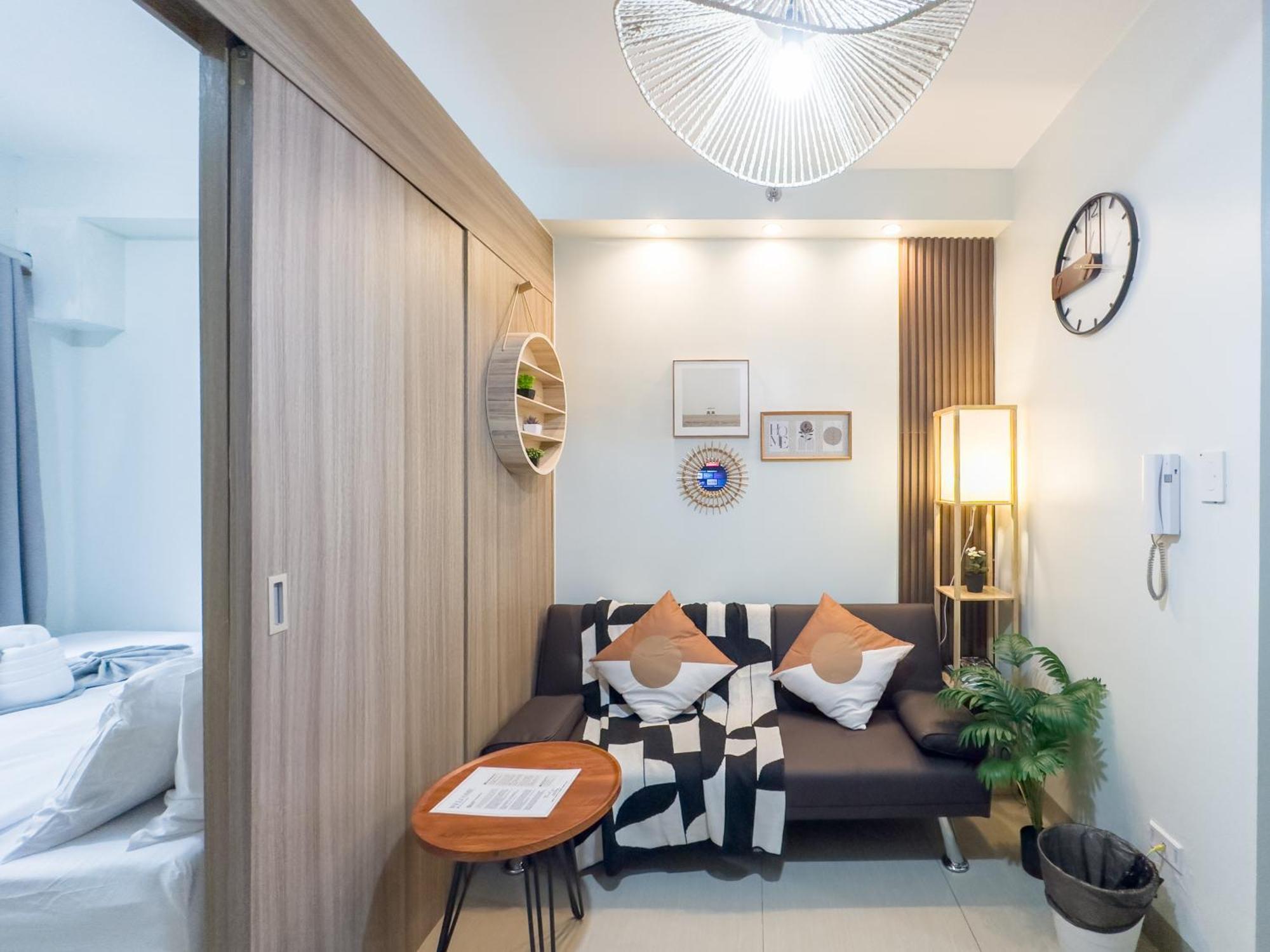 Gemstonebr In Smdc Shore 2 Residences * Manila