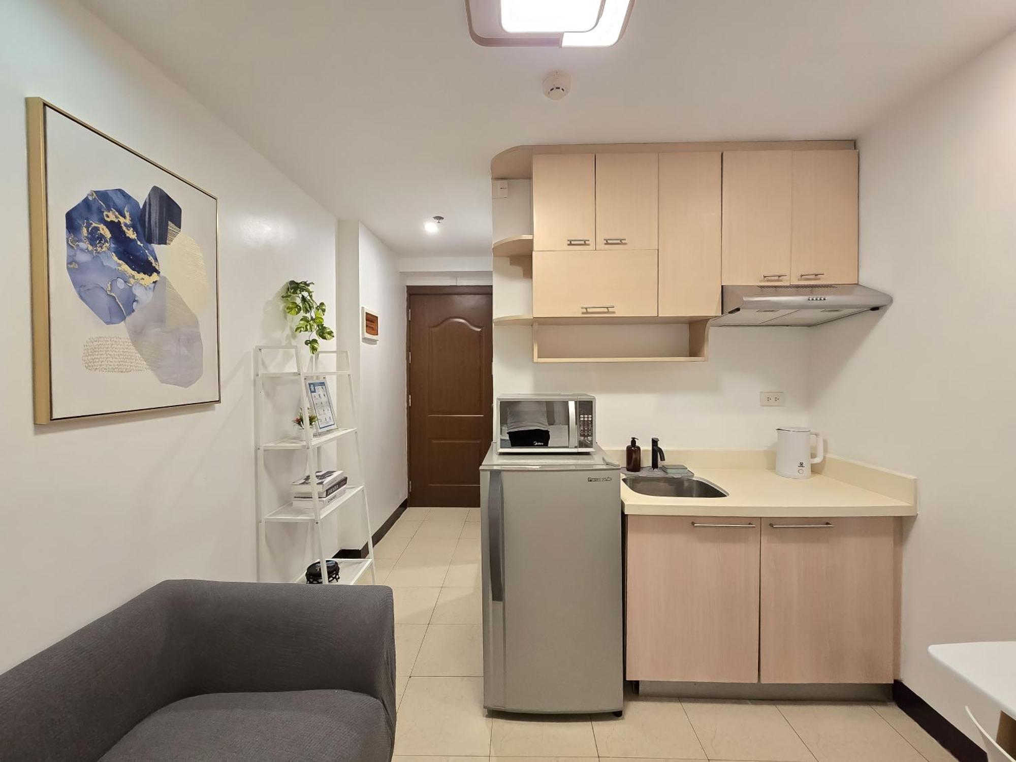 1br Condotel Ridgewood Towers Taguig #rw13 *