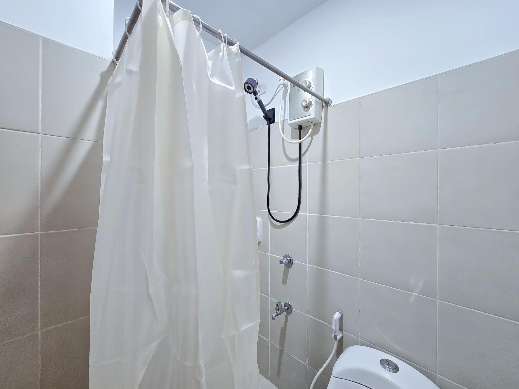 1br Condotel Ridgewood Towers Taguig #rw13 Apartment