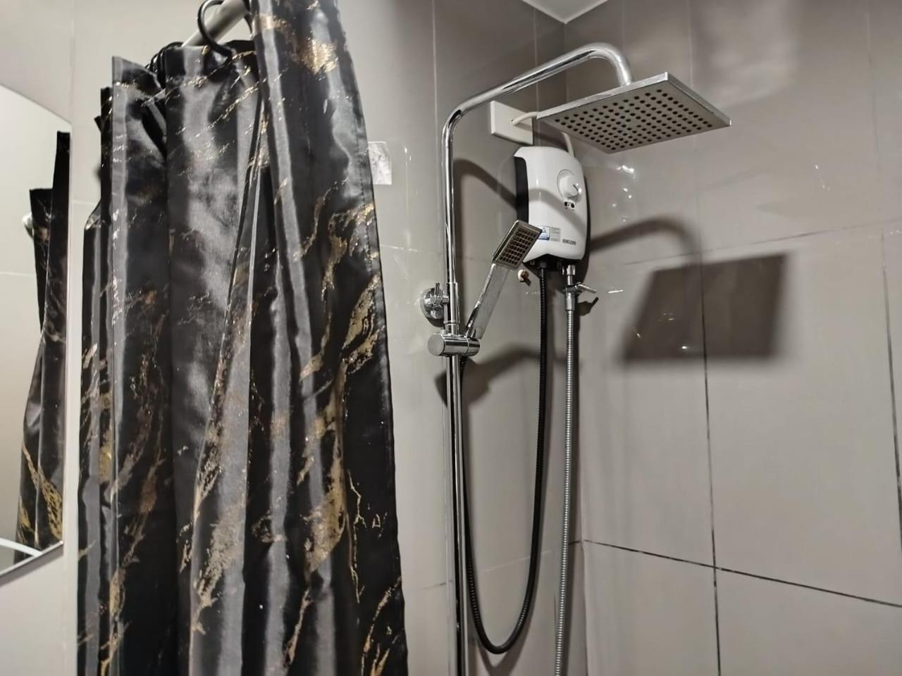 Aparthotel Modern-studio With Balcony Stunning View Manila