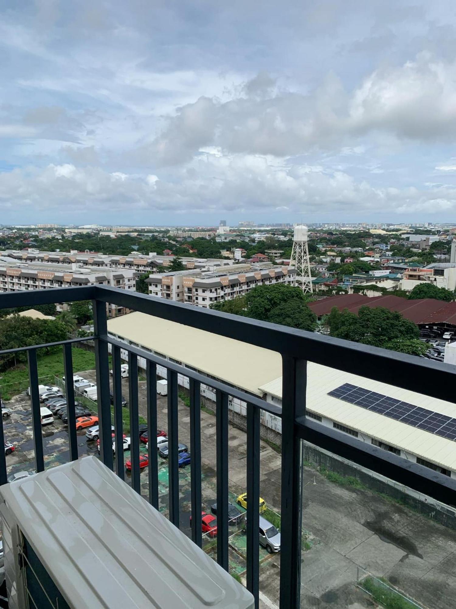 Apartment Aeroview Oasis Spring Residences T2u1134 Manila