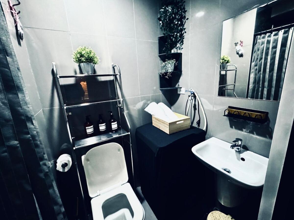 Apartment Air Residences Luxury With Balcony Netflix Wifi Manila
