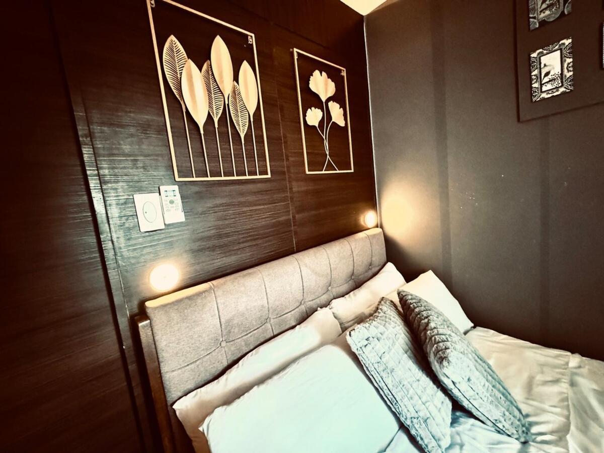 Air Residences Luxury With Balcony Netflix Wifi * Manila