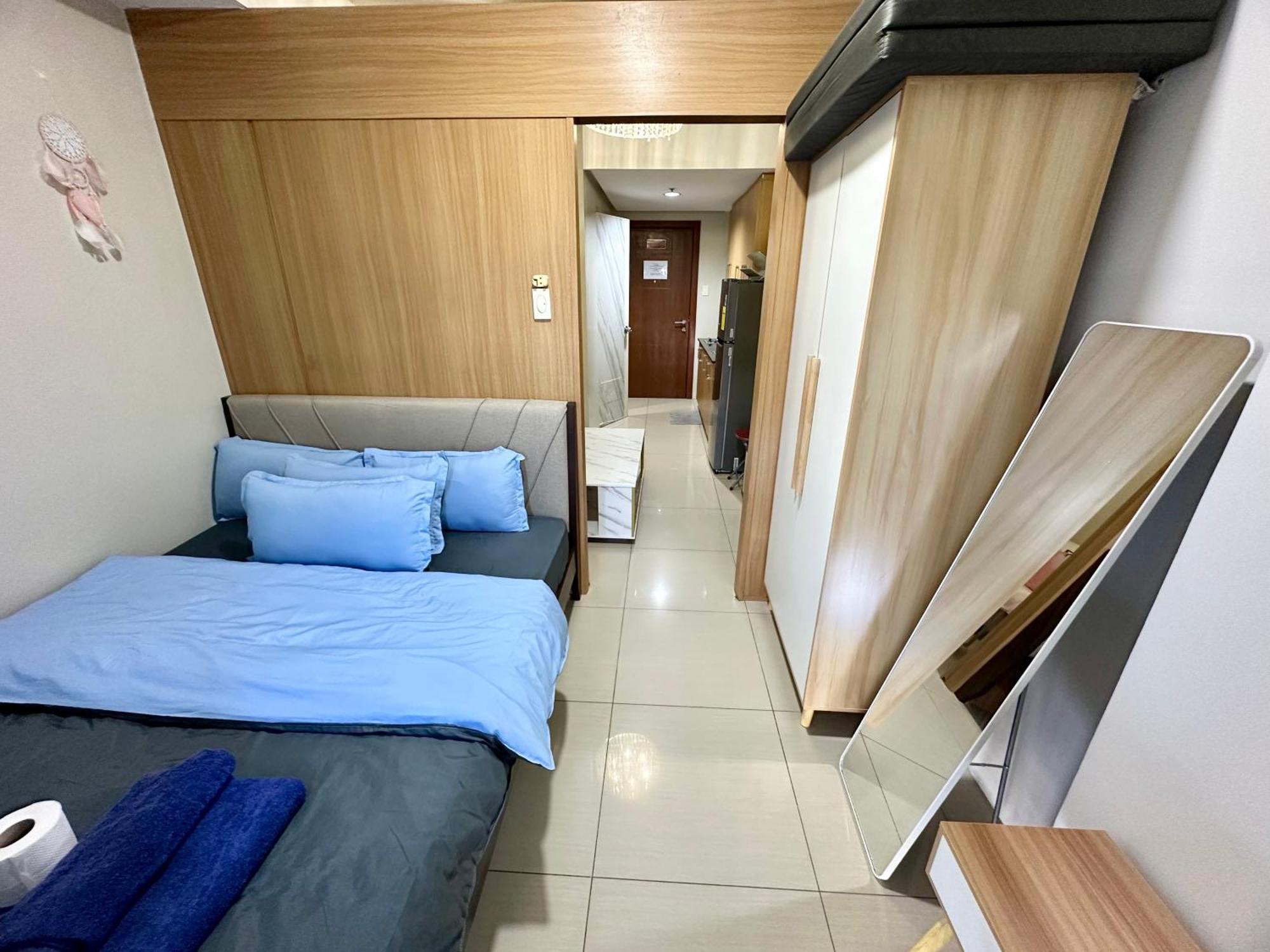 Kathys Crib 11th Flr Aparthotel Manila