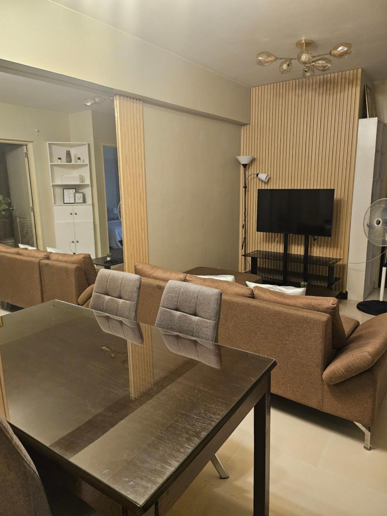 Apartment Zinnia Tower 2br With Qc Cityview