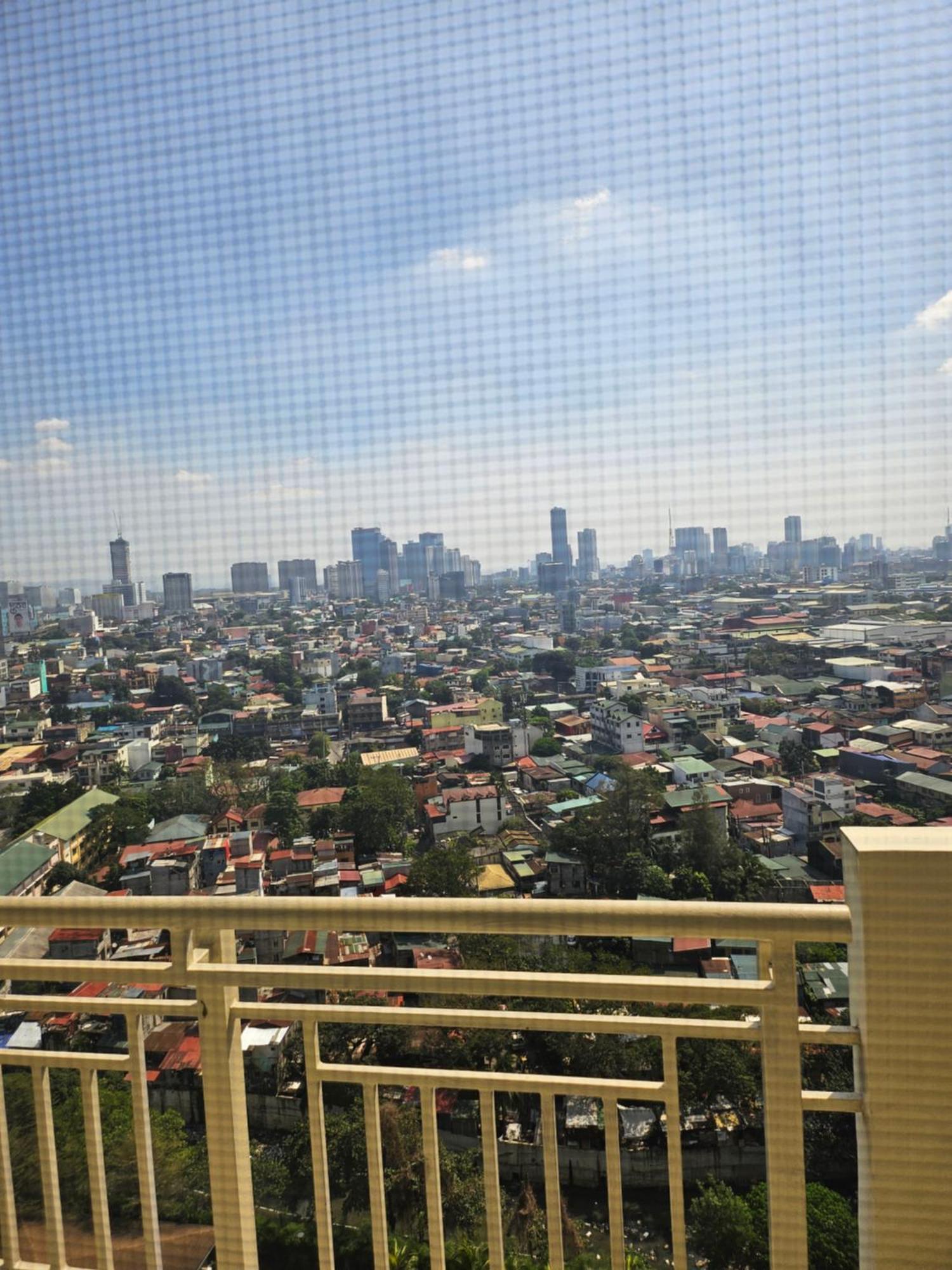 Zinnia Tower 2br With Qc Cityview Apartment *