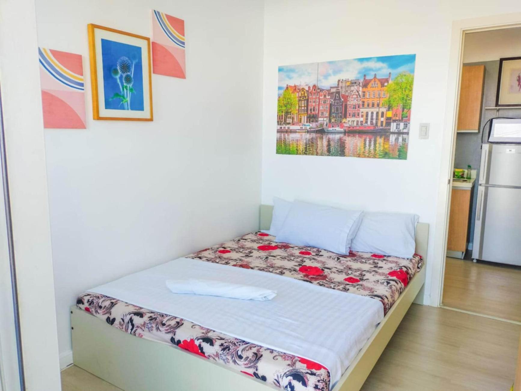 Azure Place By Arlene Apartment