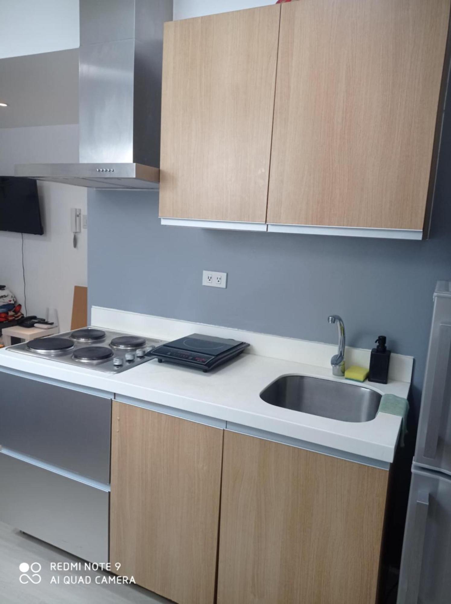 Azure Place By Arlene Apartment Manila