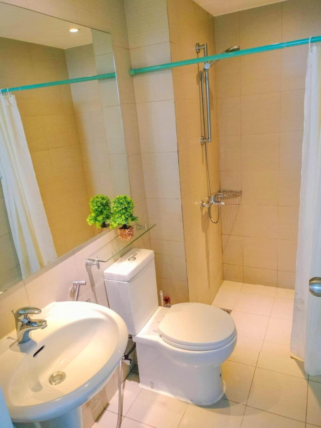 Azure Place By Arlene * Manila