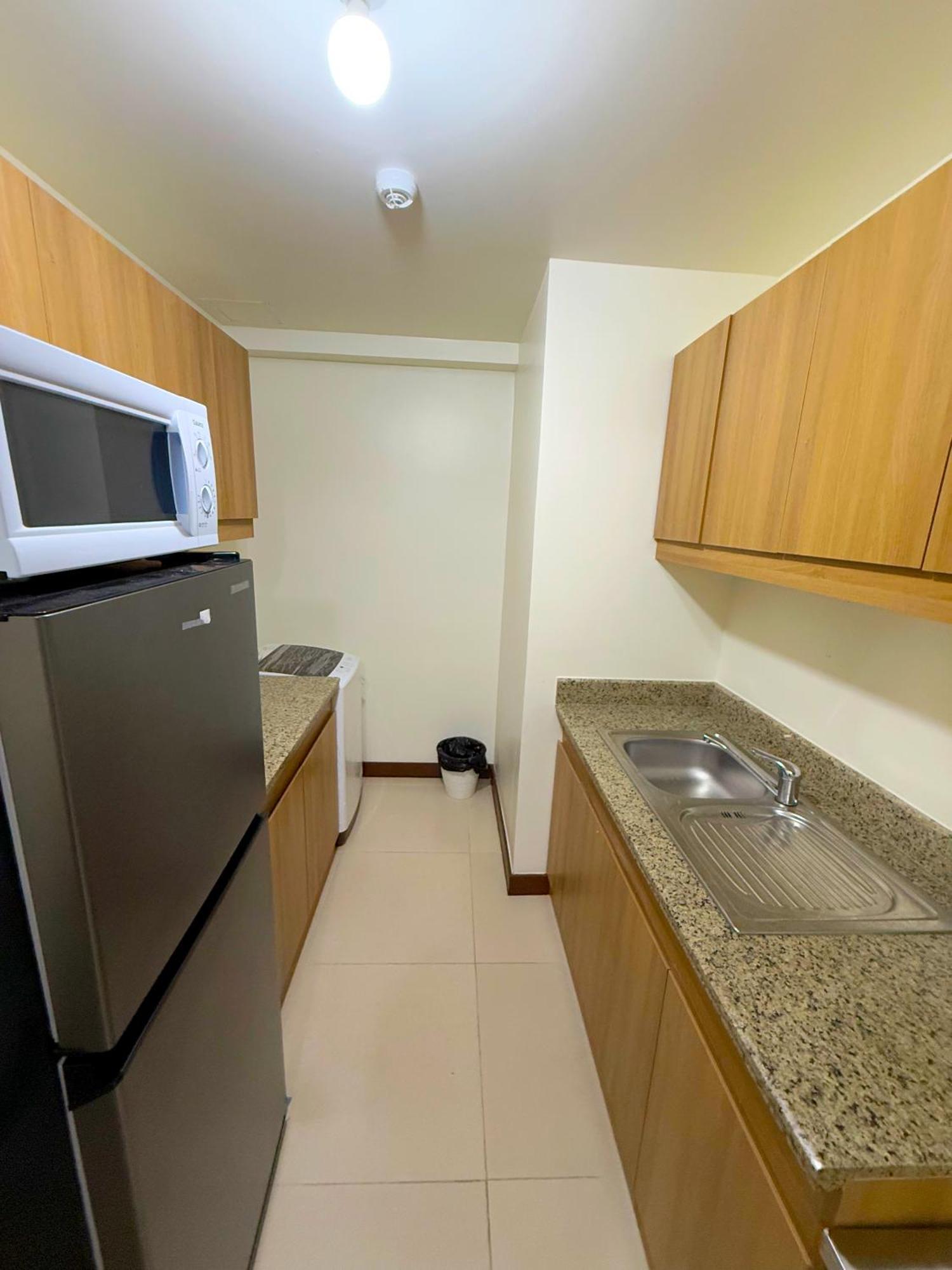 Vincondotel Near Bgc 2br Fairlane 2409 Aparthotel Manila