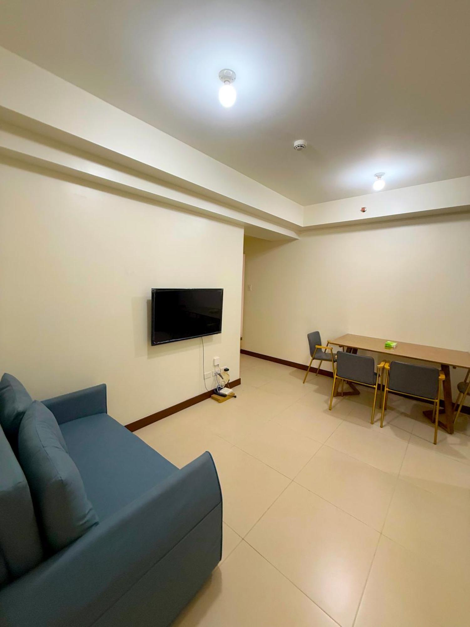 Vincondotel Near Bgc 2br Fairlane 2409 * Manila