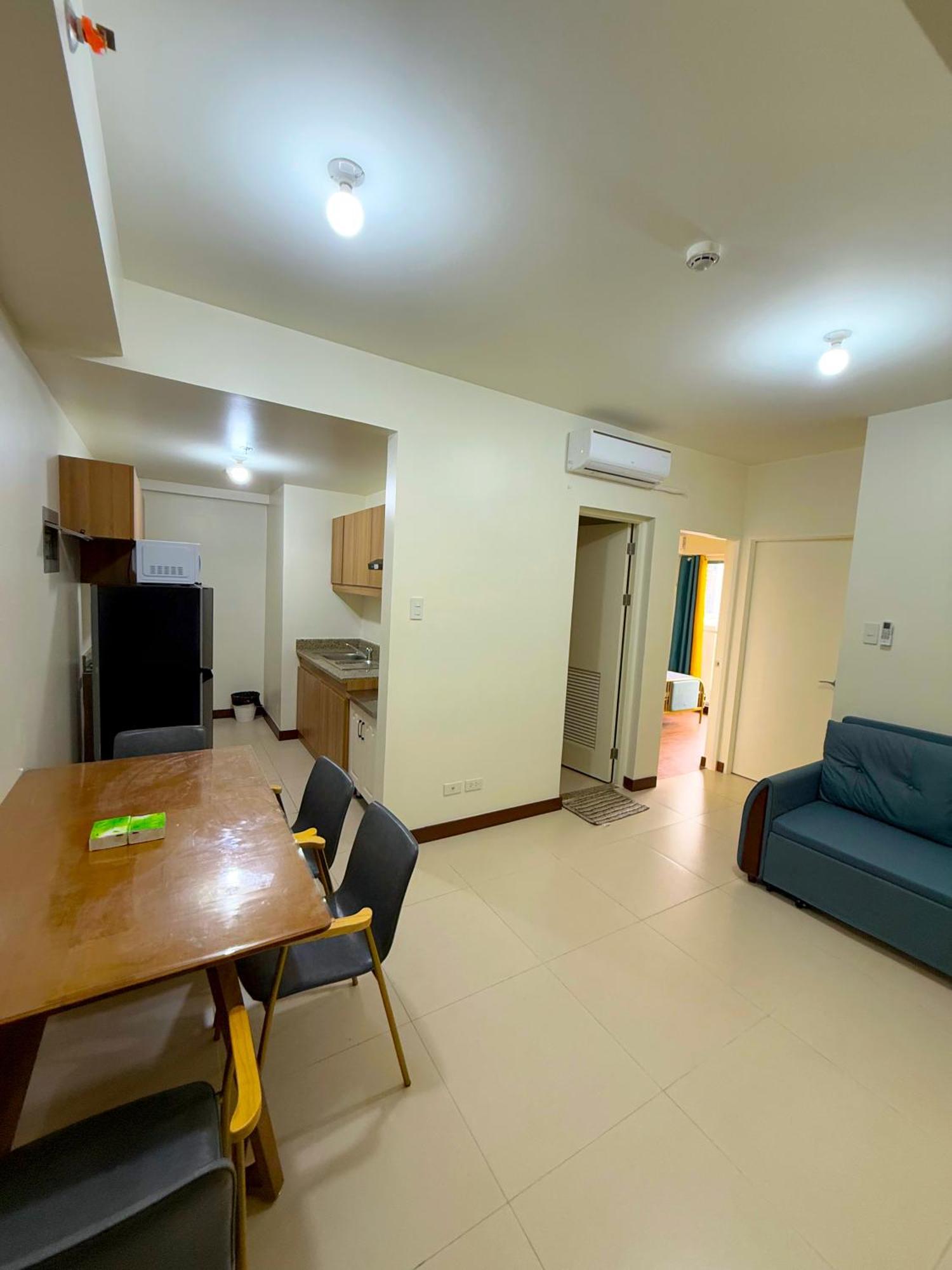 Vincondotel Near Bgc 2br Fairlane 2409 Aparthotel *
