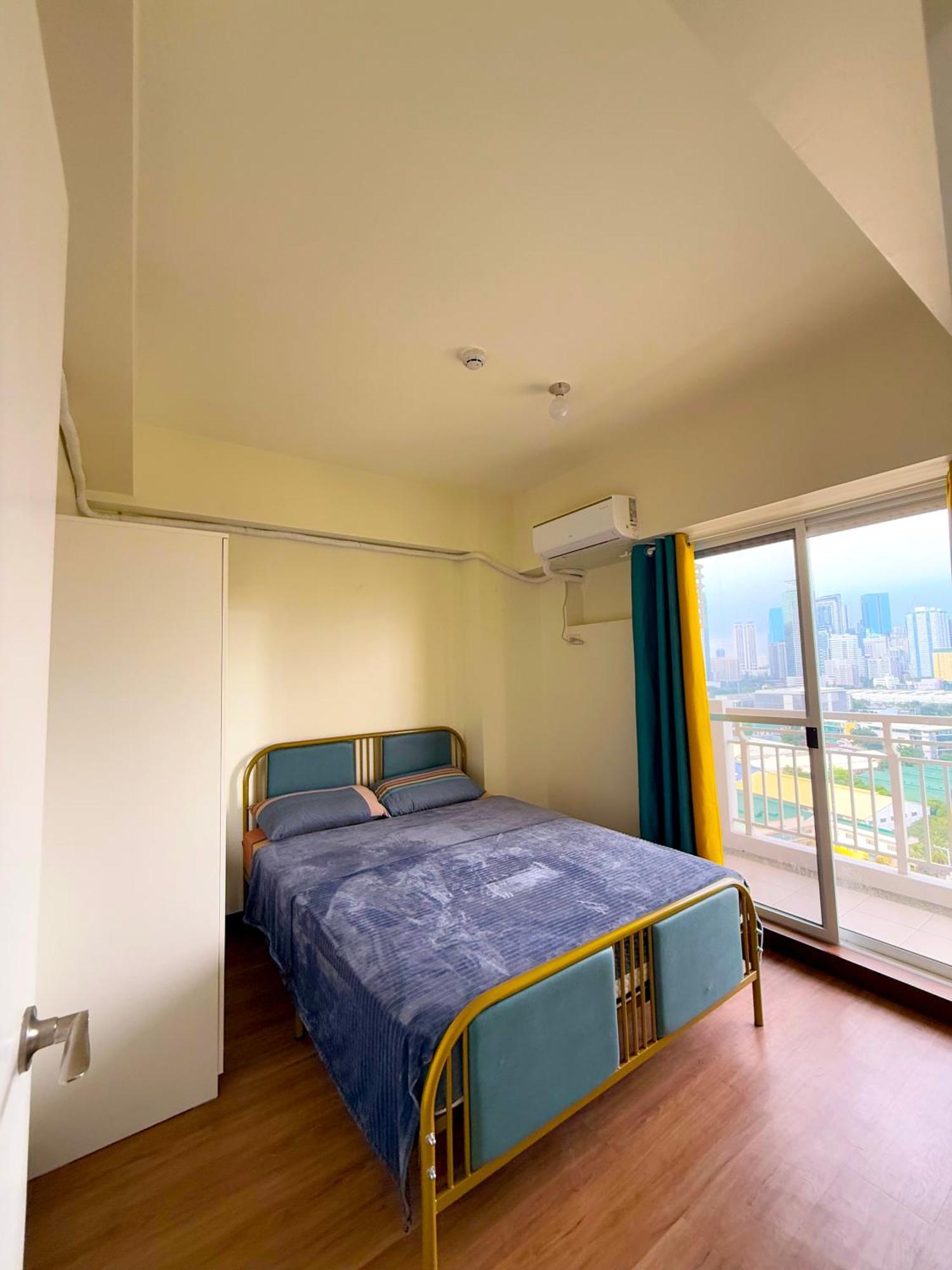 Vincondotel Near Bgc 2br Fairlane 2409 * Manila